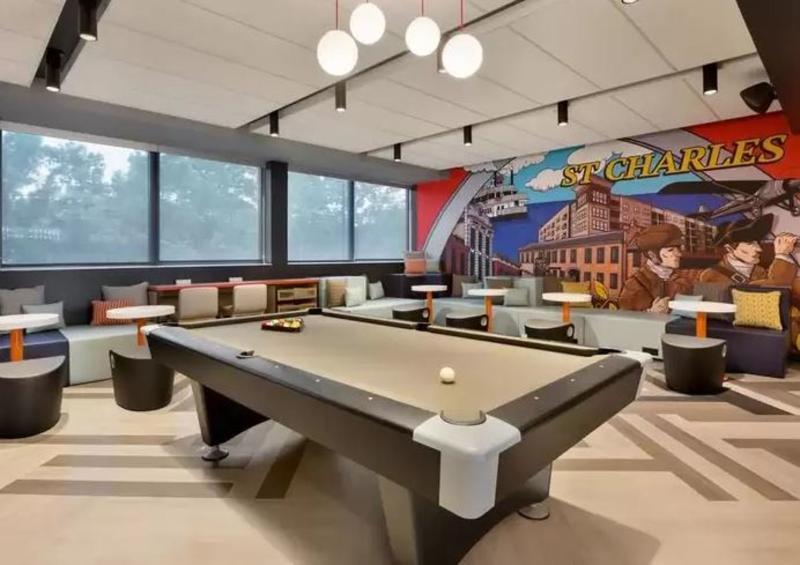 Tru By Hilton St. Charles St. Louis Hotel Saint Charles Bagian luar foto